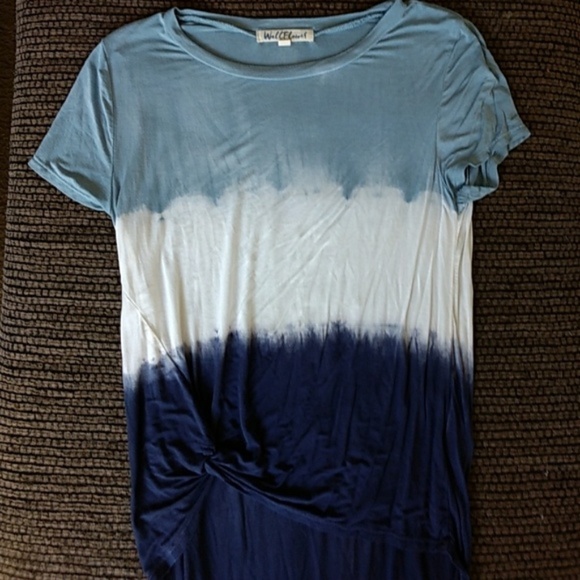 Wallflower Tops - *Sale* Shades o Blue w/a Twist Tee